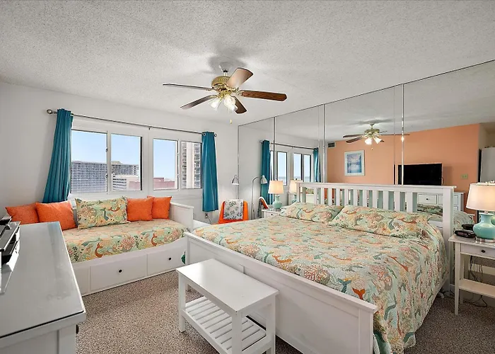Ocean & Bay View 3 Bed In Capri With Indoor Pool! Ferienhaus