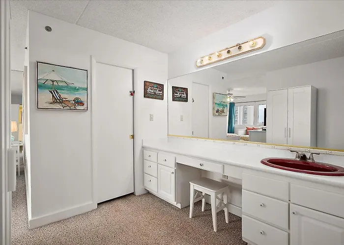 Ocean & Bay View 3 Bed In Capri With Indoor Pool! *