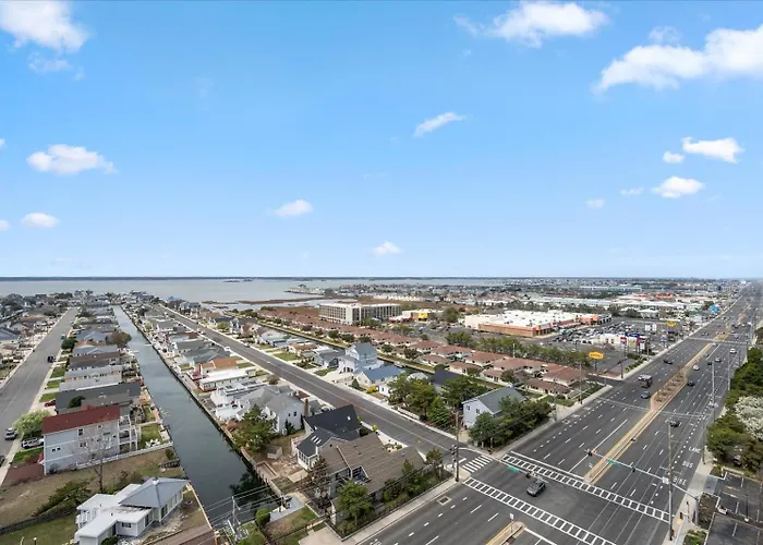 Ocean & Bay View 3 Bed In Capri With Indoor Pool! * Ocean Stadt